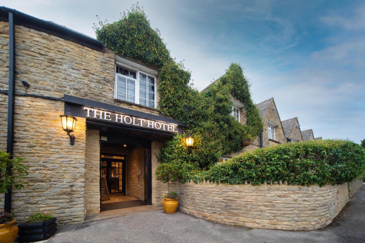 The Holt Hotel 스티플아스톤 외부 사진